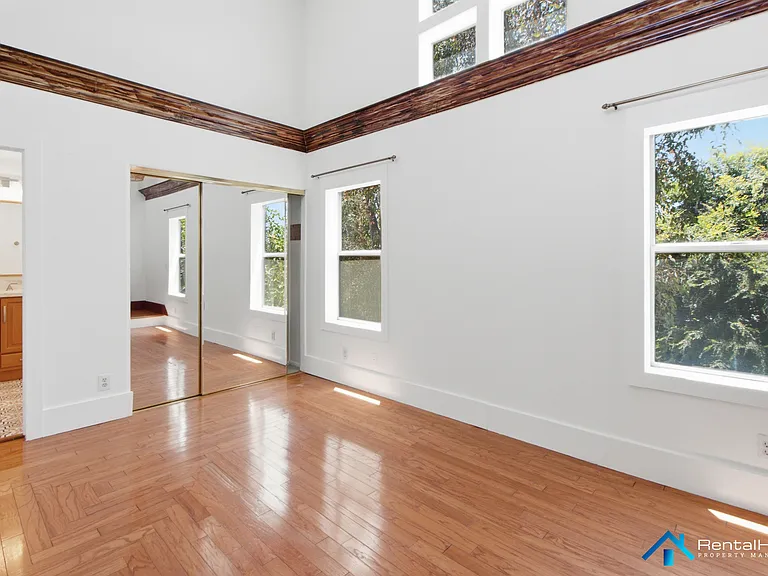 4139 Cahuenga Blvd #102 — Photo 15