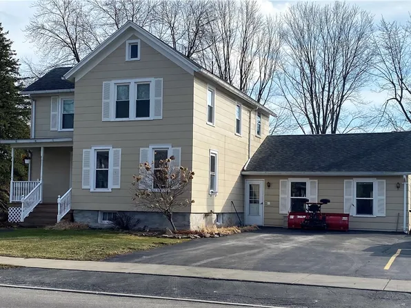 120 W Albion St, Holley, NY 14470