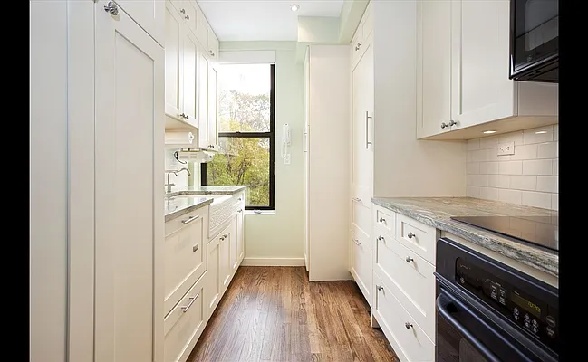 Sold by Douglas Elliman | media 17