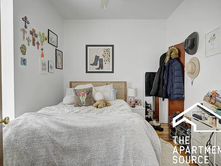 2732 W Chicago Ave #2F — Photo 5