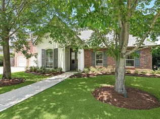 768 Libby Ln, Mandeville, LA 70471