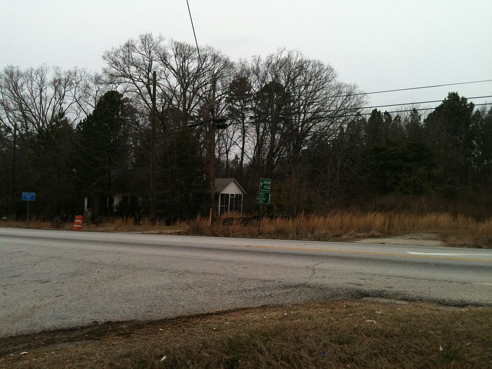 2nd image of 4227 Hwy. 17