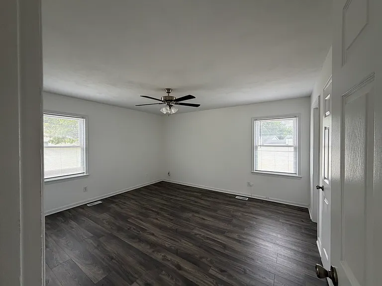 5701 Wildberry Dr — Photo 18