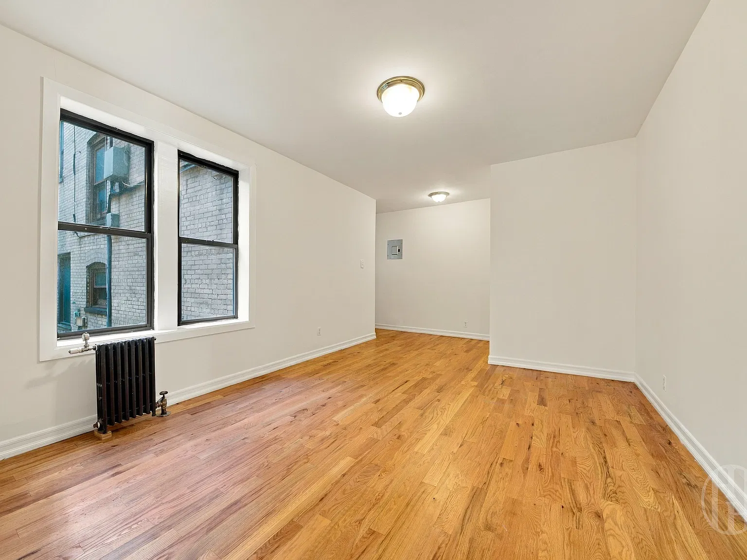 39 East 17th Street — Photo 4