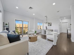 320 Maverick St UNIT 405, East Boston, MA 02128