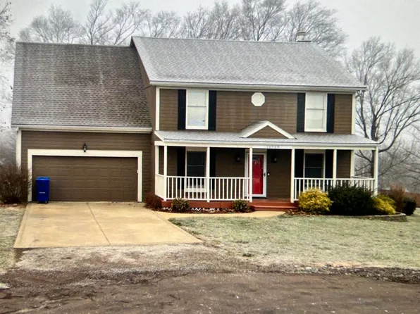 14988 Forest View Ct, Bonner Springs, KS 66012