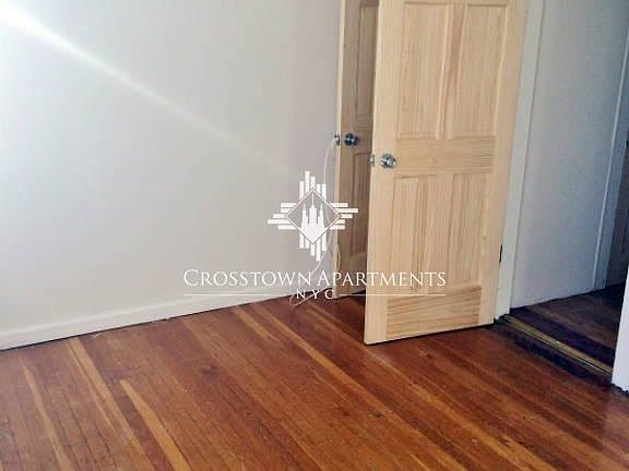 2nd image of 2123 27th St APT B1