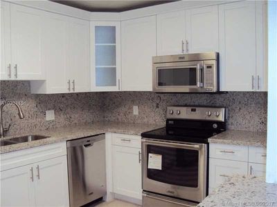310 Lakeview Dr APT 203, Weston, FL, 33326