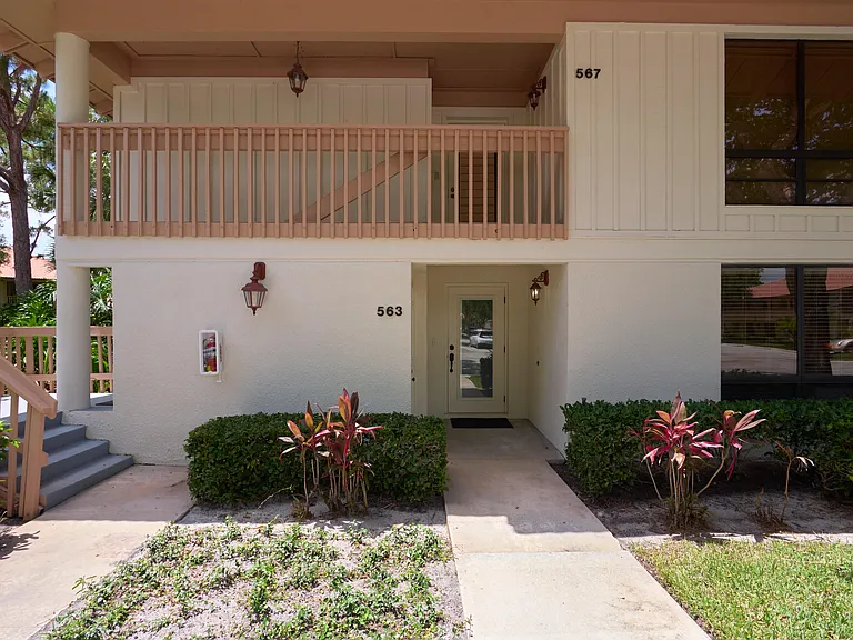 563 Brackenwood Pl — Photo 21