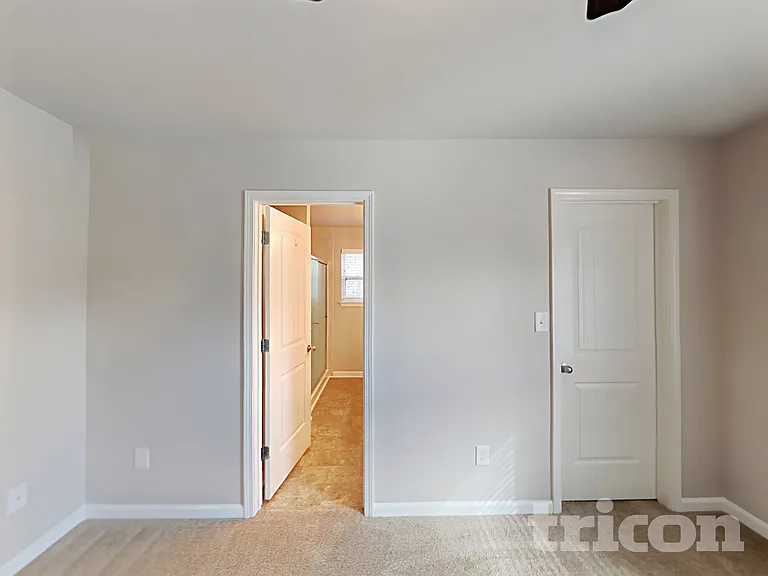 37 Oakville Dr — Photo 7