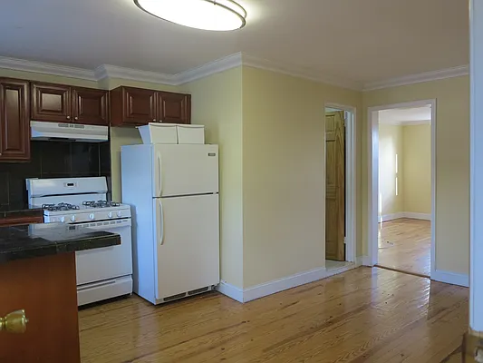 Rented by Target Realty Group | media 21