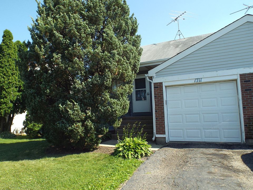 1st image of 1711 De Forest Ln