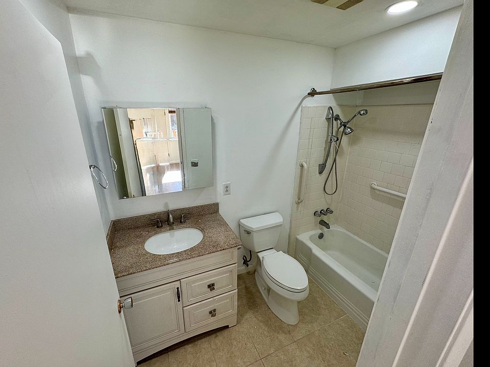 1st image of 1269 Park Ave #4