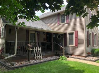 309 S Illinois St, Prairie Du Chien, WI 53821