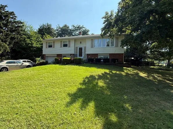 206 Mimosa Dr, Cherry Hill, NJ 08003