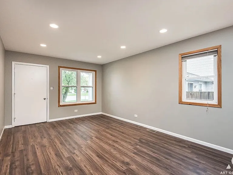 521 Milton Dr — Photo 22
