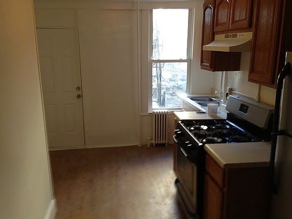 2nd image of 346 McGuinness Blvd APT 2R