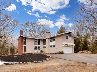 290 Ocean Ave, Kennebunkport, ME 04046