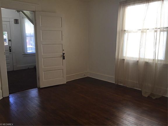 3rd image of 1599 Hopkins Ave