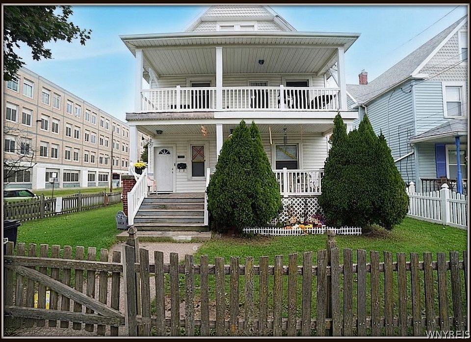 1st image of 1304 Walnut Ave
