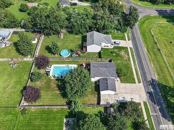 3rd image of 148 S 30th St