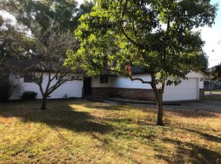 1300 Lynette Way, Sacramento, CA 95831