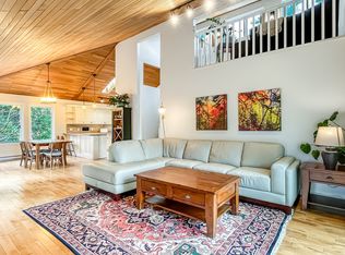 442 Clifton Rd N, Kelowna, BC V1V 1H1