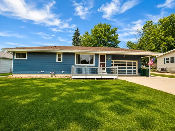 219 Cedar St, Ripon, WI 54971
