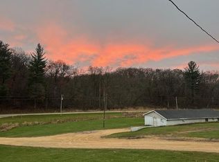 1906 Squirrel Hill Road, Hollandale, WI 53544