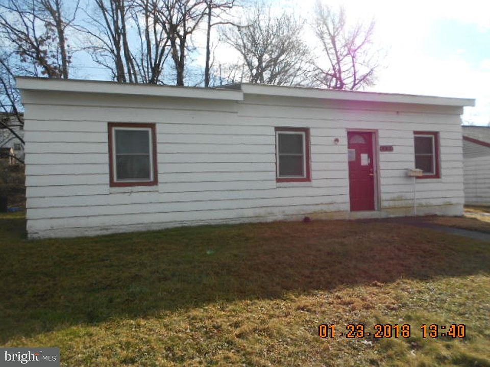 1st image of 122 Bunche Blvd