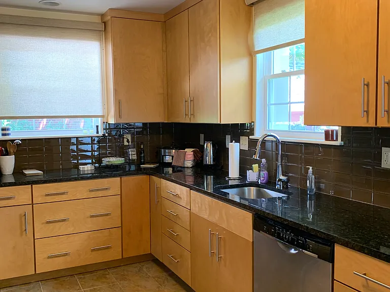 540 Westview Ave — Photo 10