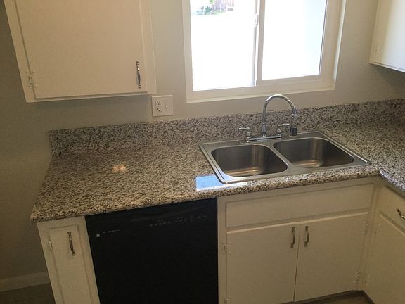 2nd image of 10781 Arbor Dr