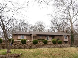 5244 S Hawthorne Dr, Springfield, MO 65804