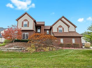 8599 Hummingbird Dr, Commerce Township, MI 48382