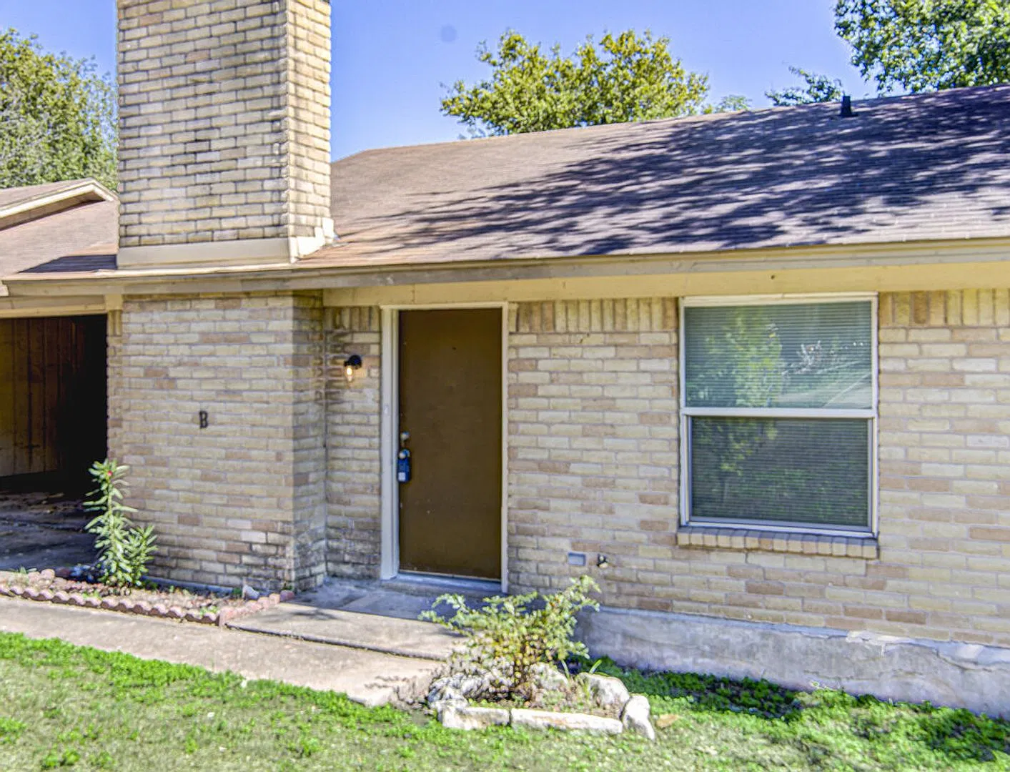 7111 Dan Jean Dr — Photo 3
