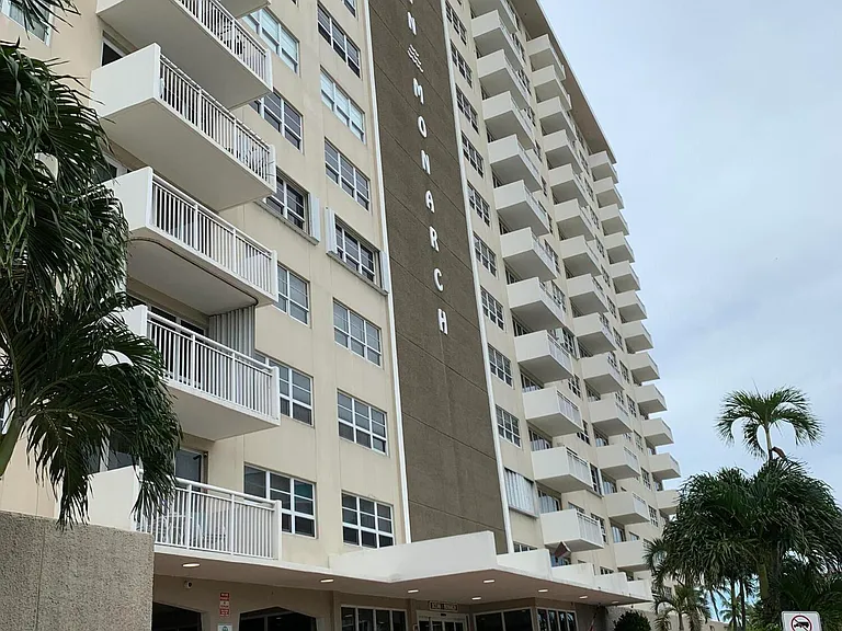 133 N Pompano Beach Blvd #808 — Photo 10