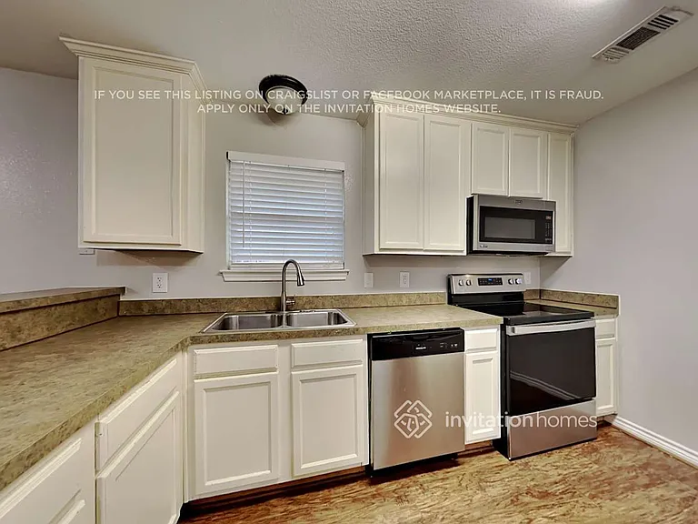107 Cook St — Photo 7