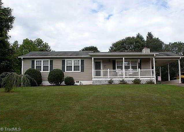 2nd image of 1104 Grinnell Ct