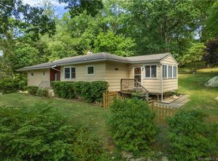 77 Grassy Hill Rd, Old Lyme, CT 06371