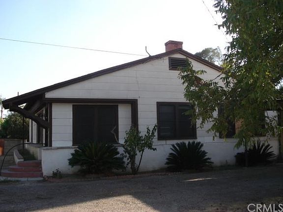 2nd image of 907 N Kirby St