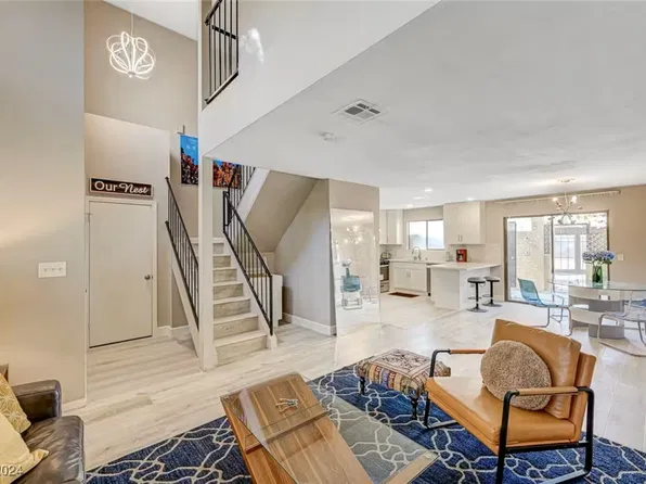 3933 S Torrey Pines Dr, Las Vegas, NV 89103
