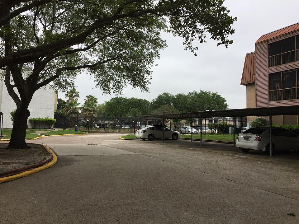 1st image of 10110 Forum West Dr #1