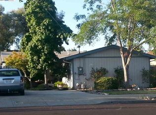 1747 Locust St, Livermore, CA 94551