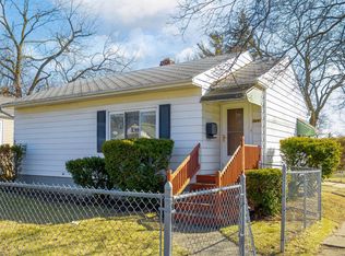 2645 Brown St, Flint, MI 48503