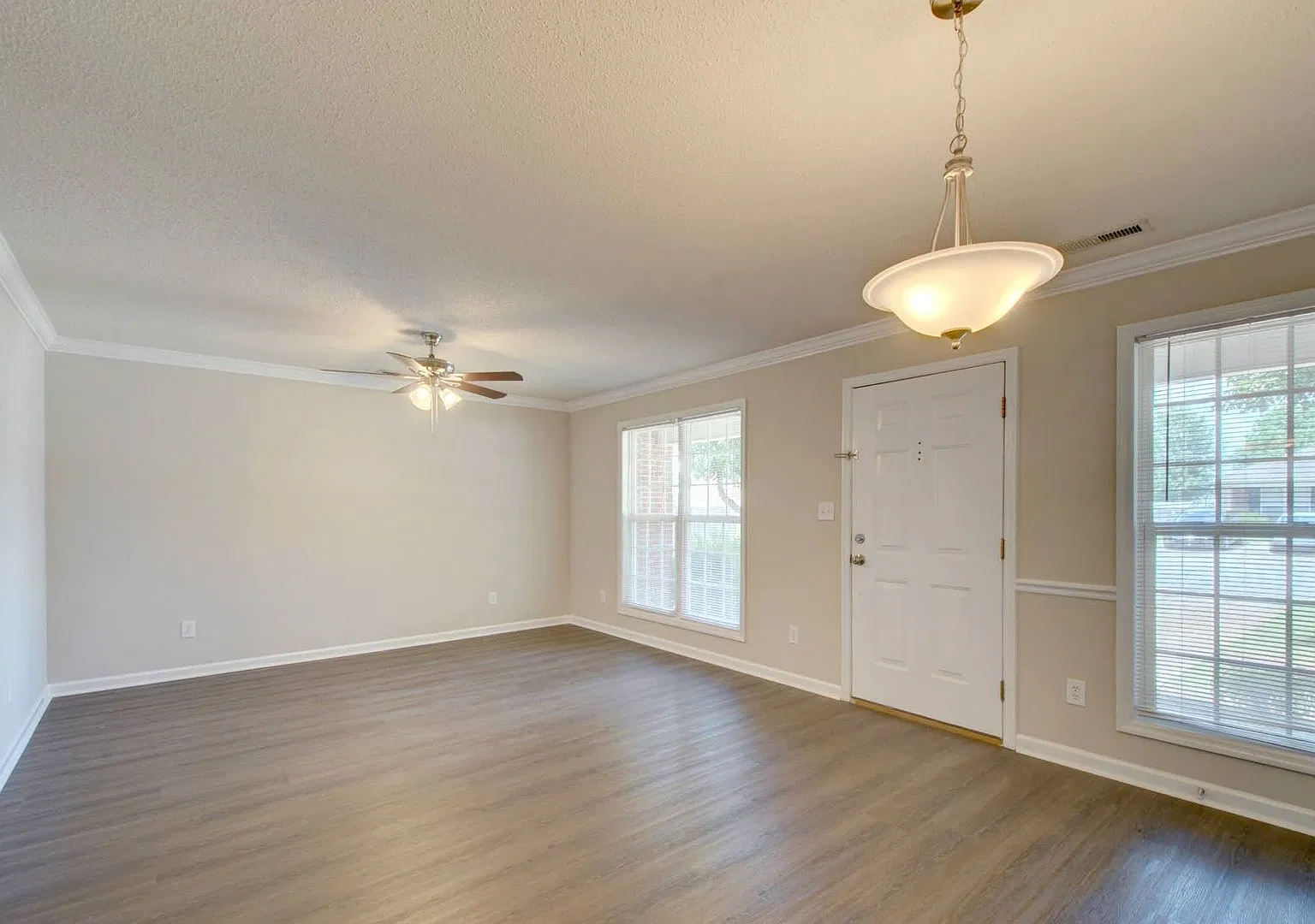 126 Railroad Ridge Road — Photo 2