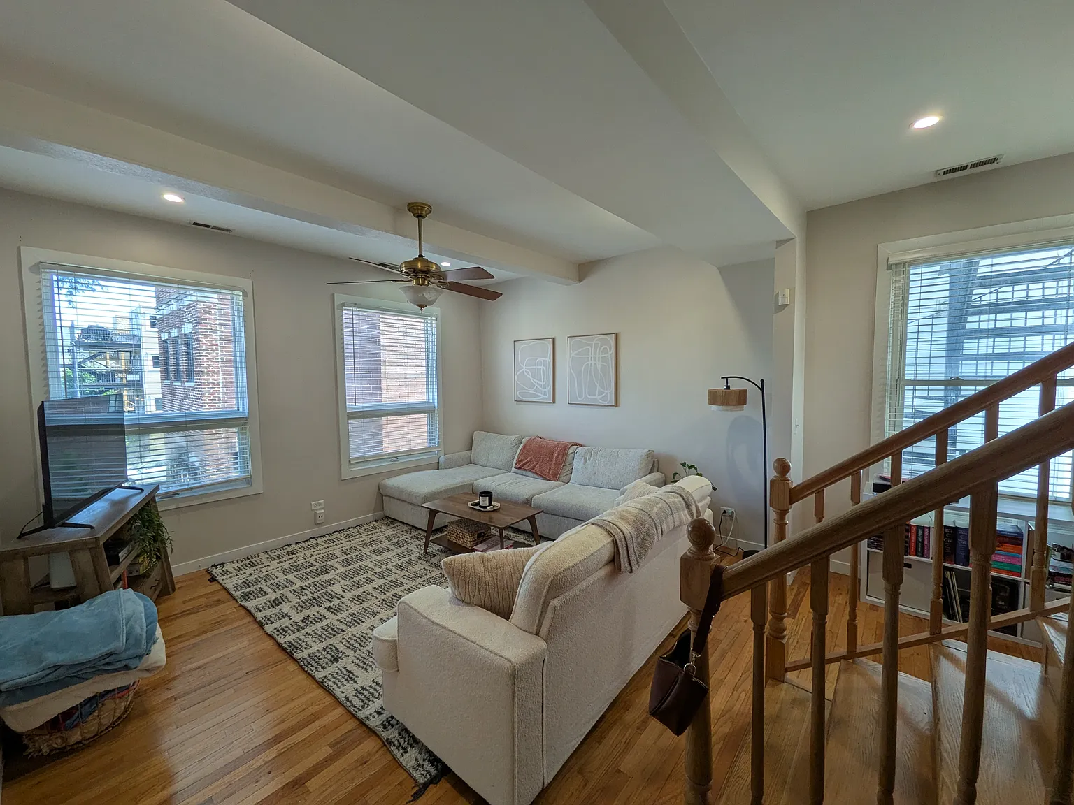 3 bed, $4,500 — Photo 3