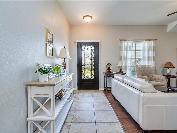 5th image of 17912 Linkhill Dr
