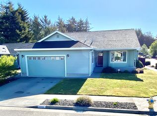 2469 Hawks View Ct, McKinleyville, CA 95519