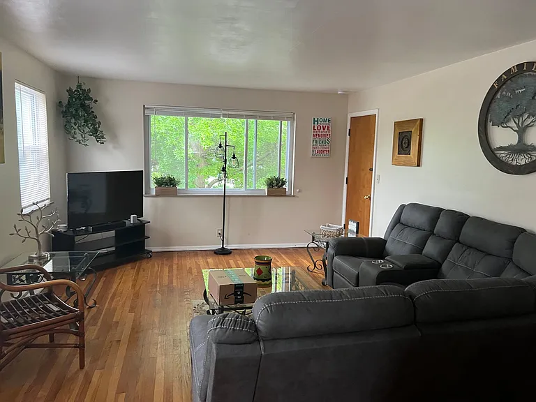 1266 W Galbraith Rd #2 — Photo 2