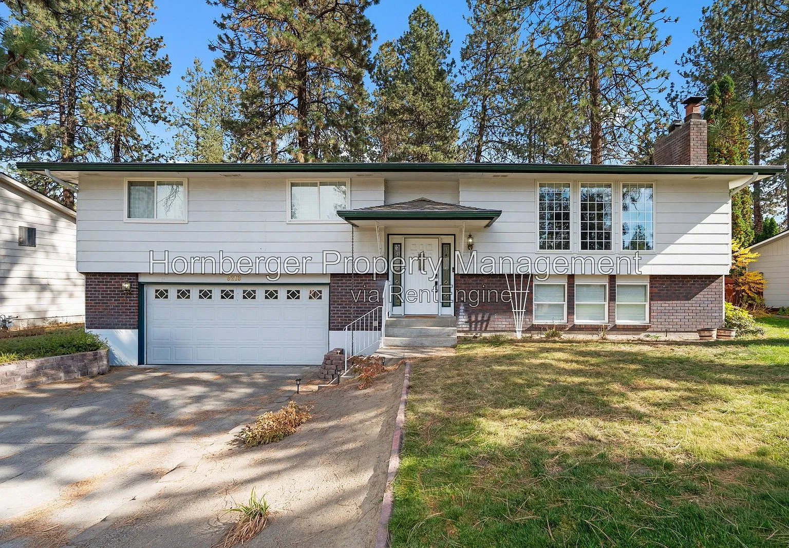4 bed, 3.0 bath, 2424 sqft, $3,295 — Photo 1